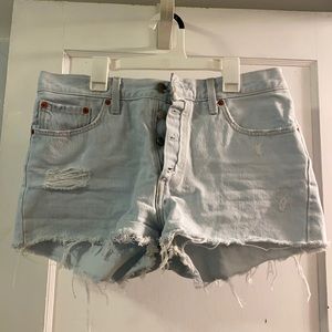 Levi’s - W29 women’s jean shorts